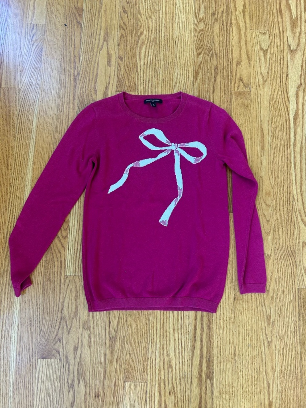 Banana Republic Magenta Crewneck Sweater with Cream Bow Graphic